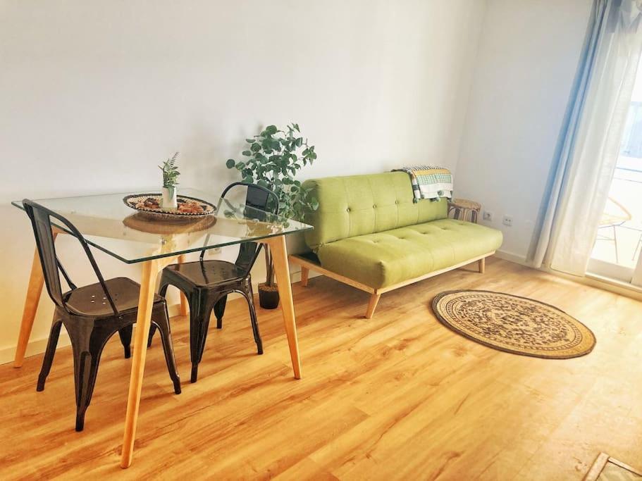Nice View Apartment In The City Center Fuzeta Esterno foto