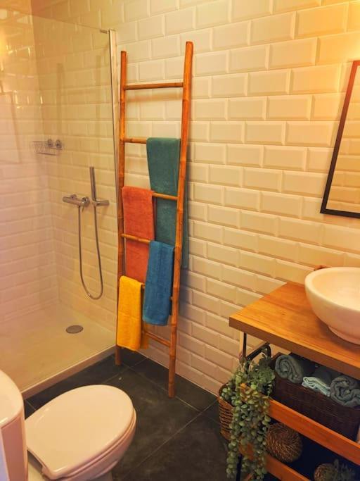 Nice View Apartment In The City Center Fuzeta Esterno foto